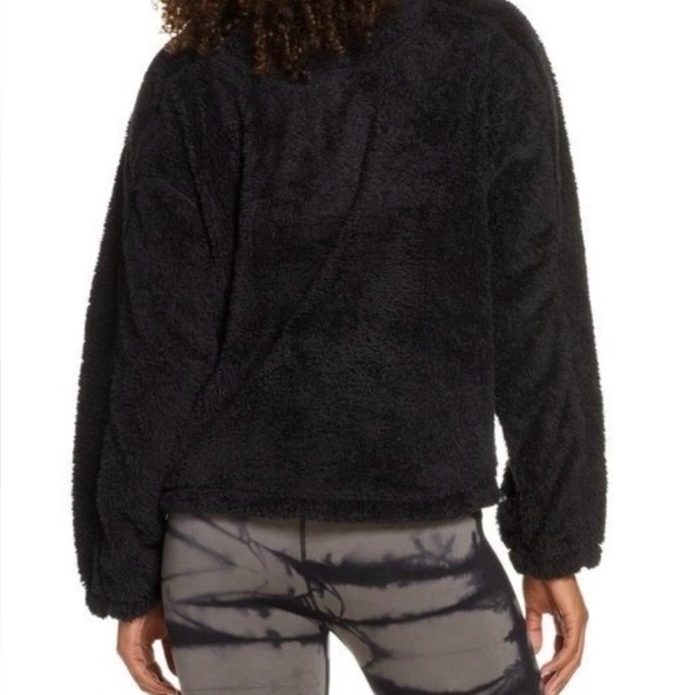 Free People Movement fuzzy Sherpa Pull-Over women’s size Small Black 1/4 zip. - Picture 2 of 8